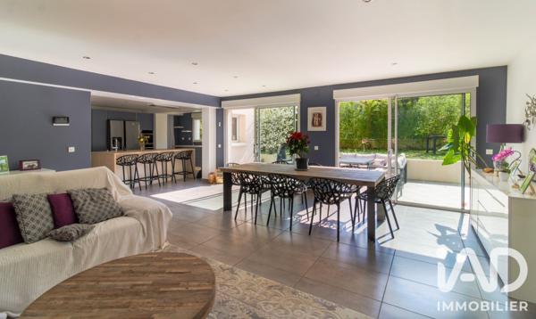 Maison à vendre 9 pièces 230 m² Verneuil-sur-Seine