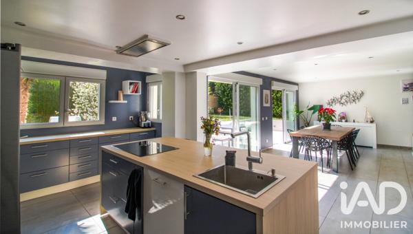 Maison à vendre 9 pièces 230 m² Verneuil-sur-Seine