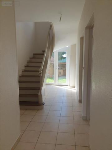 Maison restaurée à louer à Chaltrait dans la Marne (51130), ref : 51025-1085325