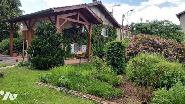 MANDEURE, maison cinq pièces sur 17a 46ca de terrain