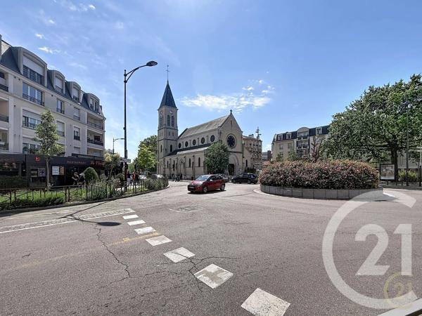 Terrain à vendre  592 m 2   BONDY  - 93