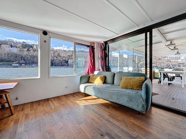 Péniche habitation - 5 chambres - 180 m² - Confluence - RP ou Locatif