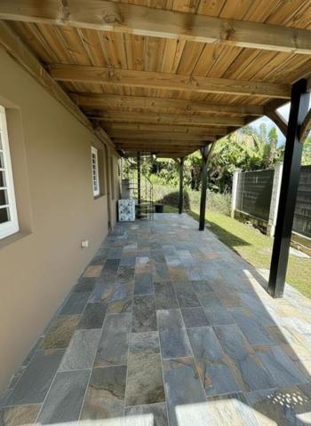 Villa F4 - Écrin de tranquillité 150 m² habitables | Terrain 851 m² | 3 chambres | FORT DE FRANCE