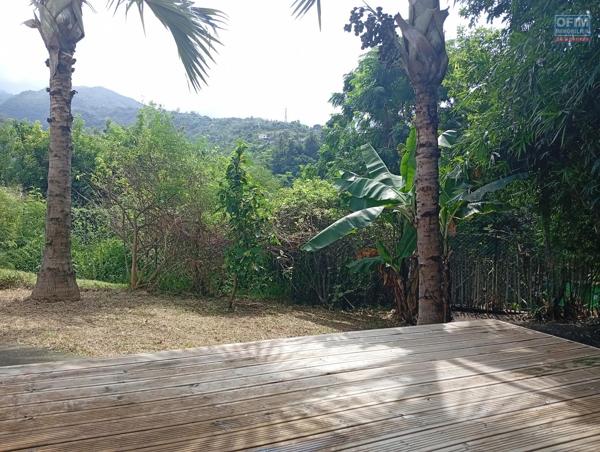 A VENDRE APPARTEMENT F2 EN REZ DE JARDIN DE 53.71 M2 DANS UNE RESIDENCE AVEC PISCINE AVEC VUE MONTAGNE A L ETANG SALE