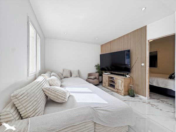 Maison à vendre |                                       Carnoux-en-Provence |                                        6 pièces  |  179 m²