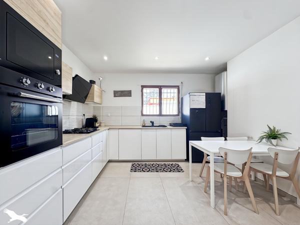 Maison à vendre |                                       Carnoux-en-Provence |                                        6 pièces  |  179 m²