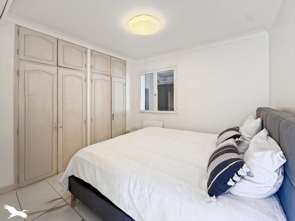 Maison à vendre |                                       Carnoux-en-Provence |                                        6 pièces  |  179 m²