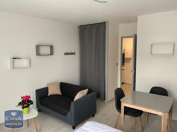 Appartement à louer 1 pièce 23.64m²