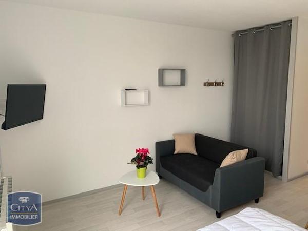 Appartement à louer 1 pièce 23.64m²
