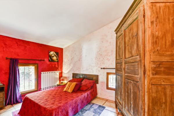 Le Broc (06510) Domaine historique, 26 ha, vue panoramique, piscine