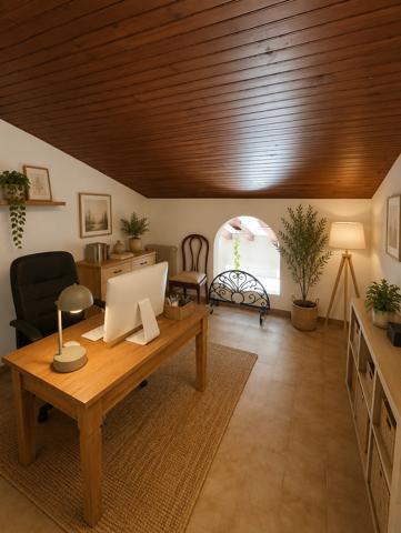 Maison familiale avec vue mer, jardin piscinable et fort potentiel