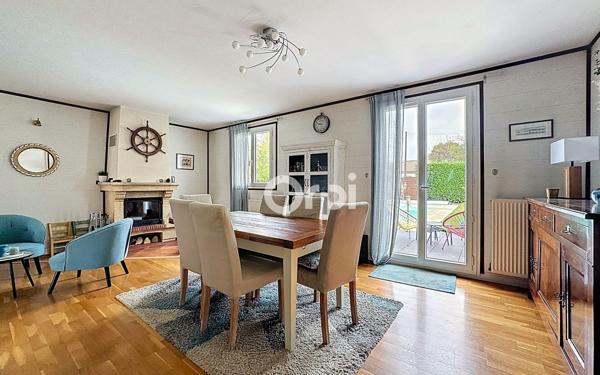 Maison à vendre    6 pièces • 166,21 m2 Panazol