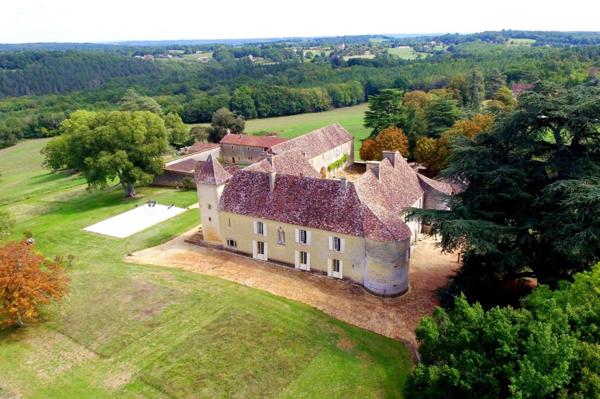 Location saisonnière – Château à louer pour 10 personnes entre Bergerac et Sarlat, SARLAT LA CANEDA