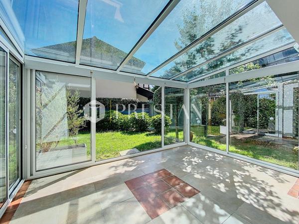 Exclusivité – Entre Maignon et Brindos, Maison de ville de 113m2 à vendre à Anglet – Vue montagnes, terrasse et jardin, ANGLET