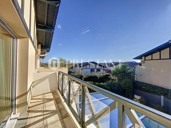 Exclusivité – Entre Maignon et Brindos, Maison de ville de 113m2 à vendre à Anglet – Vue montagnes, terrasse et jardin, ANGLET
