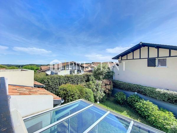 Exclusivité – Entre Maignon et Brindos, Maison de ville de 113m2 à vendre à Anglet – Vue montagnes, terrasse et jardin, ANGLET