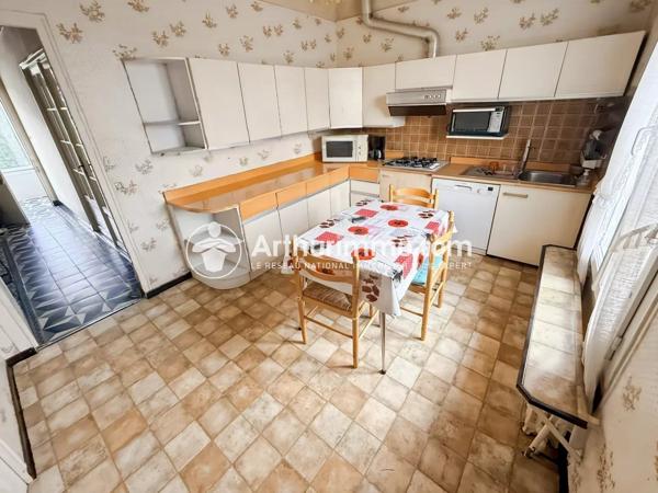 Vente                                                      Maison
                        
                     6 pièces                      95 m2                     à Étiolles