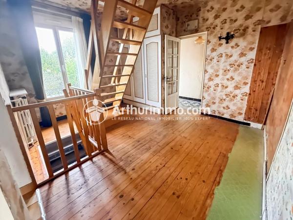 Vente                                                      Maison
                        
                     6 pièces                      95 m2                     à Étiolles
