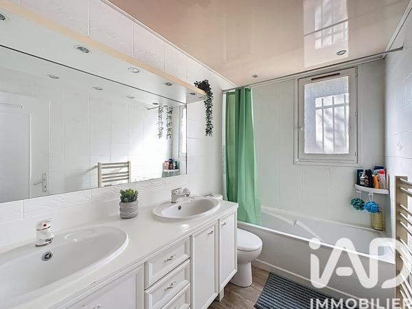 Maison à vendre 6 pièces 153 m² Morières-lès-Avignon