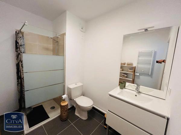 Appartement à louer 2 pièces 36.68m² Port-de-Bouc (13110)