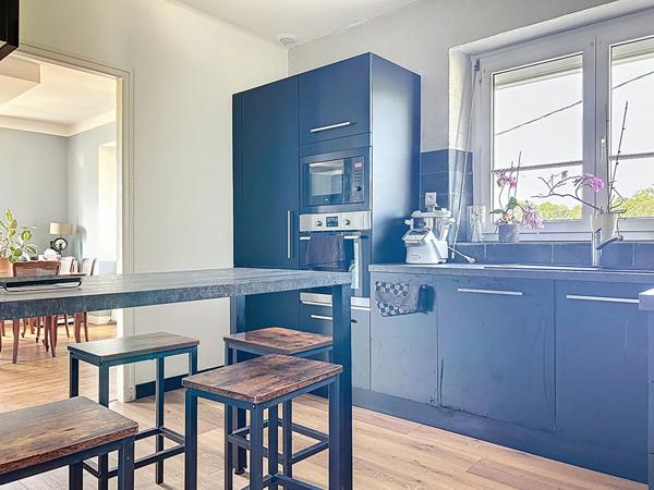 Maison a vendre a Chateauneuf du Faou - 5 pieces, 4 chambres sur sous-sol