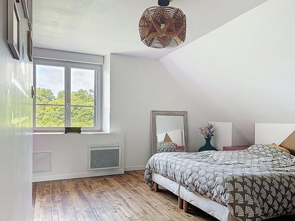 Maison a vendre a Chateauneuf du Faou - 5 pieces, 4 chambres sur sous-sol