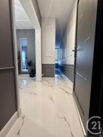 Appartement F3 à vendre  4 pièces - 102,75 m2 LOUHANS - 71