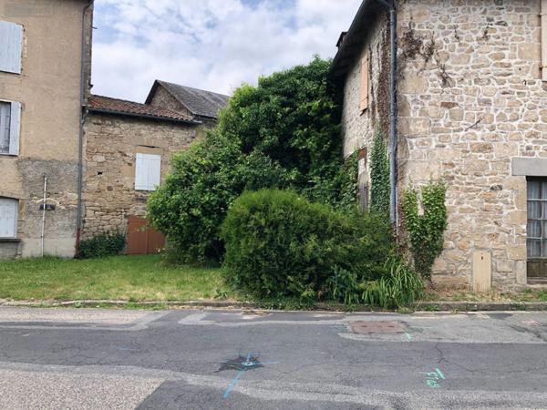 Immeuble à vendre à Sousceyrac-en-Quercy dans le Lot (46190), ref : 46030/IMMR/419
