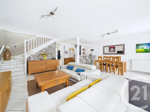 Maison à vendre  6 pièces - 122 m 2   STE GENEVIEVE DES BOIS  - 91