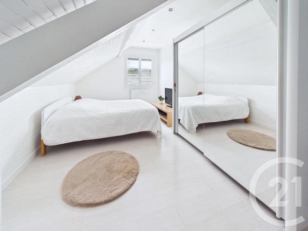 Maison à vendre  6 pièces - 122 m 2   STE GENEVIEVE DES BOIS  - 91