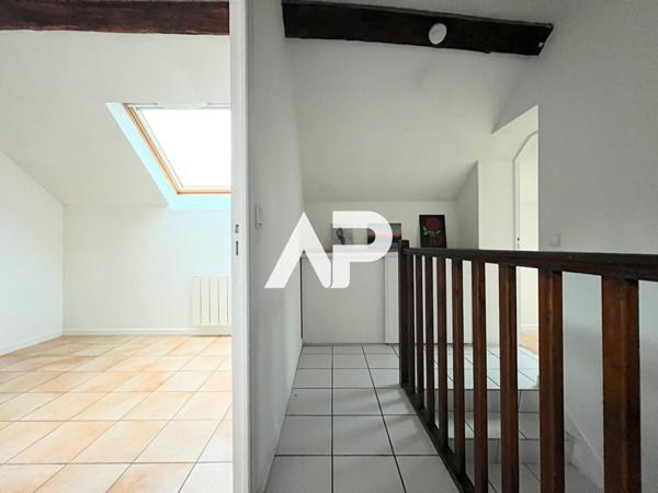 Appartement Groslay 3 pièce(s) 44.26 m2 €170 000 **  - Référence  1494