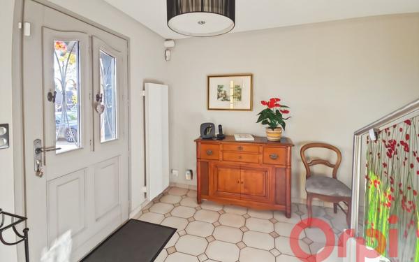 Maison à vendre    6 pièces •  Mehun-sur-Yèvre