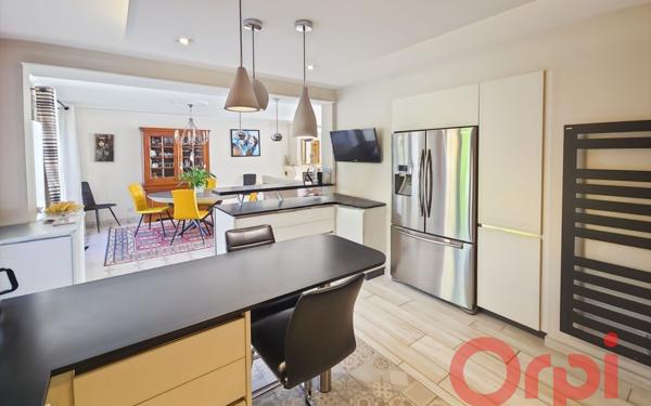 Maison à vendre    6 pièces •  Mehun-sur-Yèvre