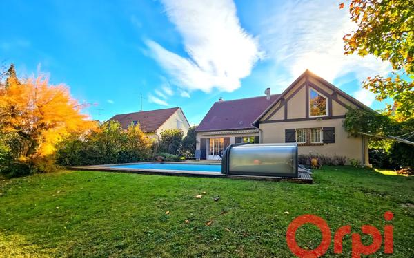 Maison à vendre    6 pièces •  Mehun-sur-Yèvre