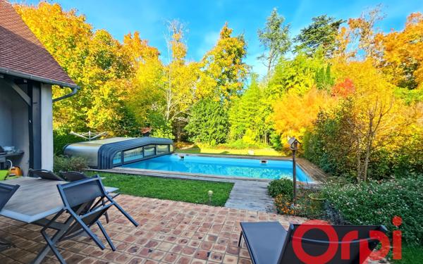 Maison à vendre    6 pièces •  Mehun-sur-Yèvre