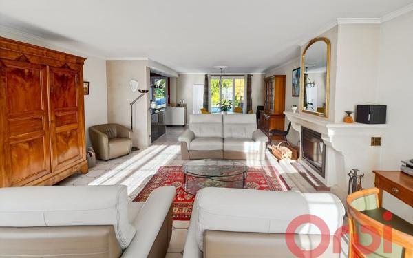 Maison à vendre    6 pièces •  Mehun-sur-Yèvre