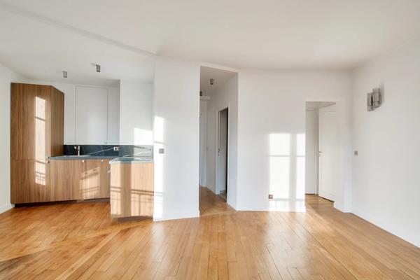Appartement Paris 18e - LAMARCK-CAULAINCOURT / RUE FRANCOEUR
