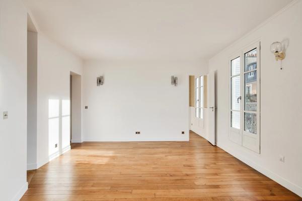 Appartement Paris 18e - LAMARCK-CAULAINCOURT / RUE FRANCOEUR