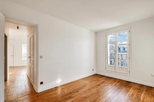Appartement Paris 18e - LAMARCK-CAULAINCOURT / RUE FRANCOEUR