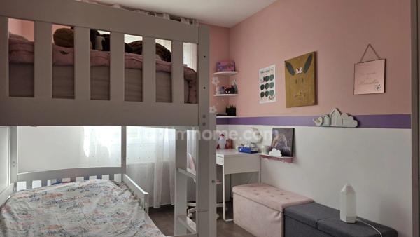 NOISEAU- Proche Coulée Verte - Maison contemporaine de 145 m² - 5 chambres avec sous-sol total sur un terrain de 704 m²