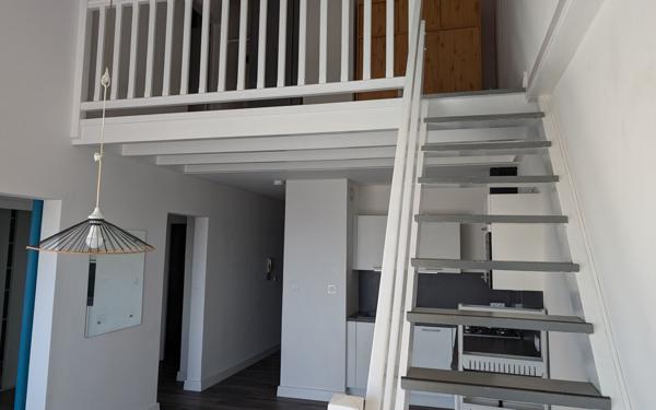 Appartement à louer    3 pièces • 66,29 m2 Royan