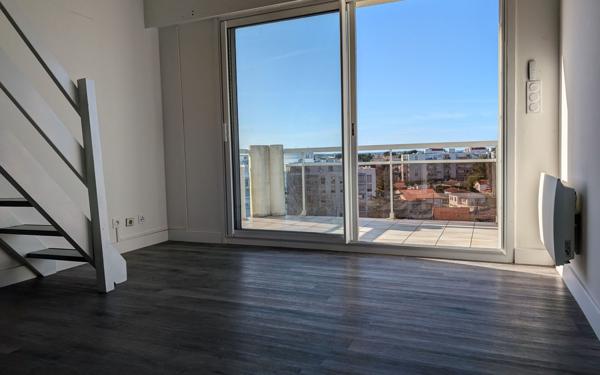 Appartement à louer    3 pièces • 66,29 m2 Royan