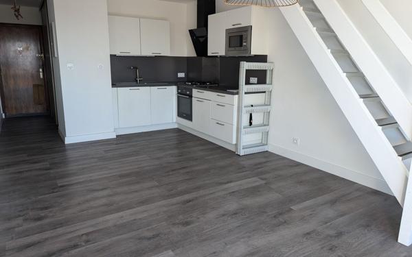 Appartement à louer    3 pièces • 66,29 m2 Royan