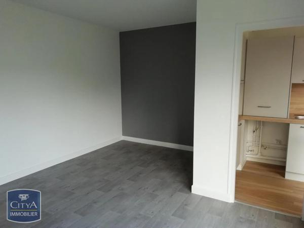 Appartement à louer 1 pièce 25.64m² Saint-Cyr-sur-Loire (37540)