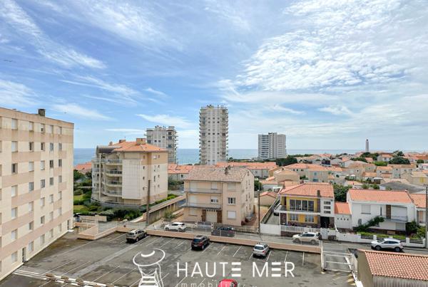 BLEU – Spacieux appartement au panorama exceptionnel