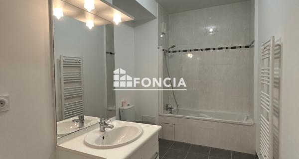 Location Appartement 2 pièces 43.23 m² - Orléans 45000