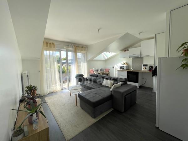 Appartement T2 – Dernier étage – 2 parkings – VANNES