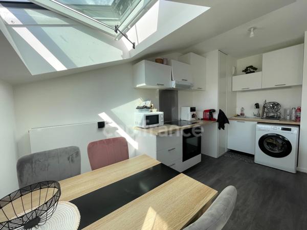 Appartement T2 – Dernier étage – 2 parkings – VANNES