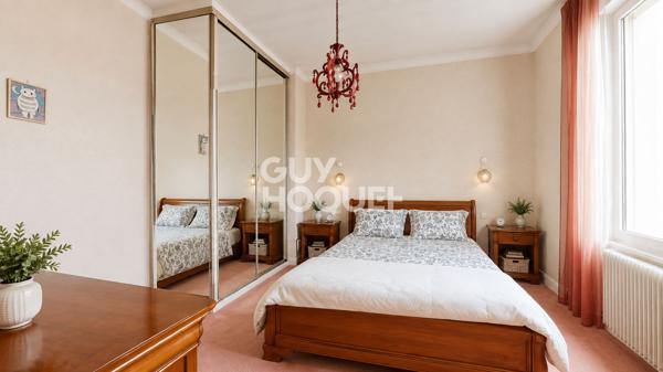APPARTEMENT 8 PIECES / 5 CHAMBRES / MIRABEAU