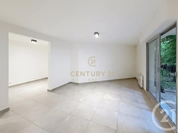 Appartement Studio à vendre  2 pièces - 42,48 m 2   NOISY LE GRAND  - 93